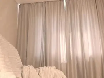 Chaturbate Live Porn of mia_lui