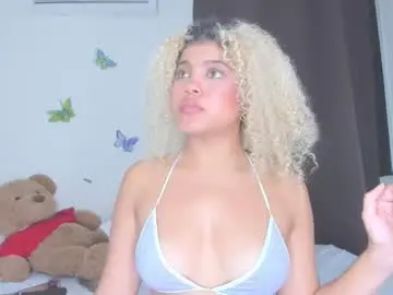 Chaturbate Live Sex Cam of sofiacastillo01