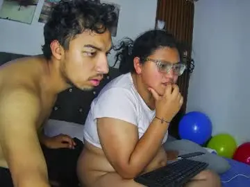 Chaturbate Live Sex Cam of naughtycouplex_