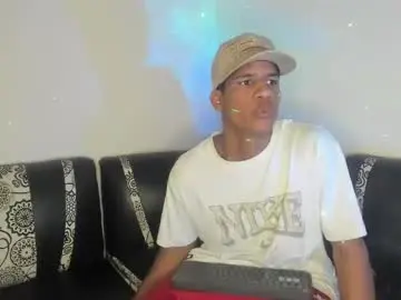 Chaturbate Free Porn Cam of juanbigcock21cm