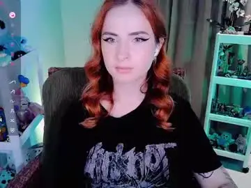 Chaturbate Live Sex Cam of shyfoxxxy