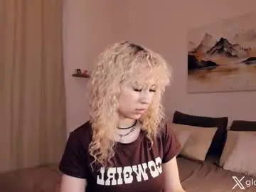 Chaturbate Adult Video Chat of _golden_moon_