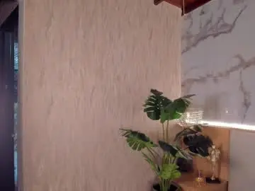 Chaturbate Live Porn of celeste_evanzz