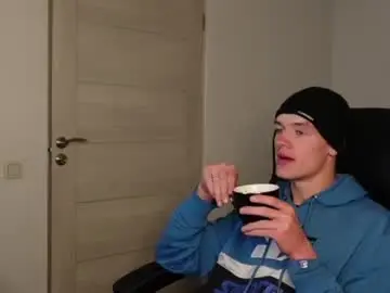 Chaturbate Free Live Porn of chris_holt