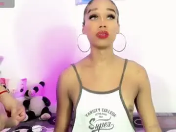 Chaturbate Free Live Porn of royals_cum21