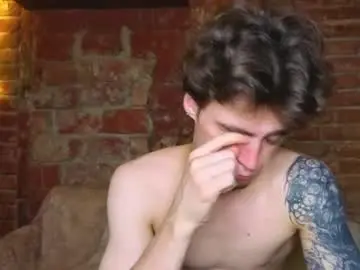 Chaturbate Live Sex Cam of sly_gus