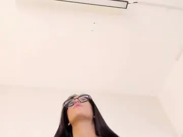 Chaturbate Live Sex of zoe_blunt_one