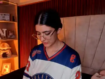 Chaturbate Adult Video Chat of _niah_