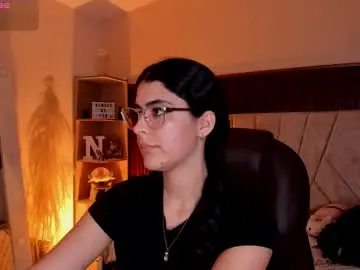 Chaturbate Nude Webcam of _niah_