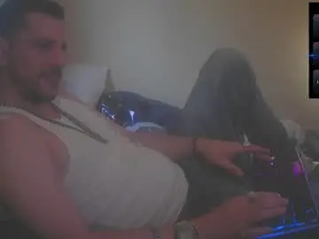 Chaturbate Watch Live Sex Cams of bigcawwwk