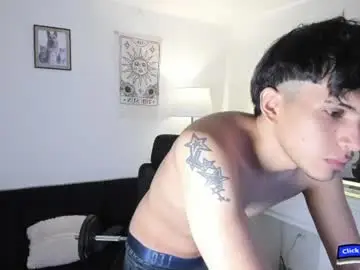 Chaturbate Live Sex Cam of couple_sexxy7
