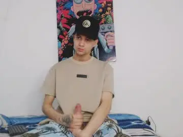 Chaturbate Live Sex Cam of dick_boy_18