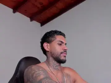 Chaturbate Adult Webcam of luigi1_