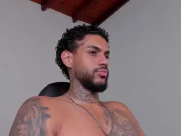 Chaturbate Best live sex cam show of luigi1_