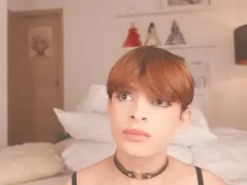 Chaturbate Live Sex Cam of moon_angels