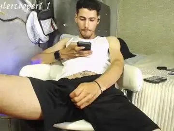 Chaturbate Nude Webcam of tyler_coopr