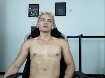 Chaturbate Live Porn of lover_fitnessboy
