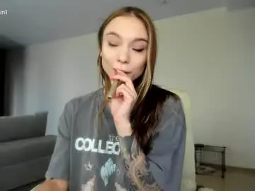 Chaturbate Free Porn Cam of sophie_in