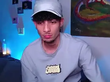 Chaturbate Best live sex cam show of chrisupland_