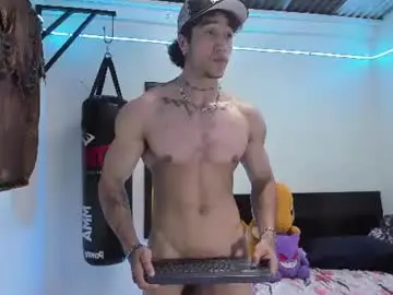 Chaturbate Free Live Porn of karybig3