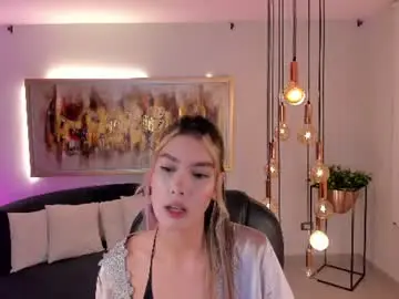 Chaturbate Best live sex cam show of niasalvatore