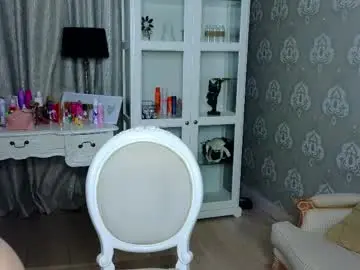 Chaturbate Watch Live Sex Cams of bluuemarine
