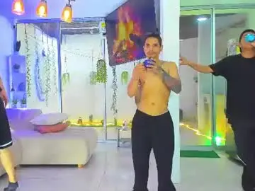 Chaturbate Live Sex Cam of boysdeluxemilitary
