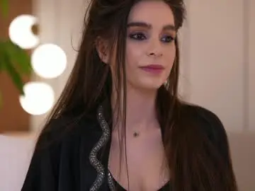 Chaturbate Best live sex cam show of dovia