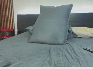 Chaturbate Sex Cam of emmi_collins