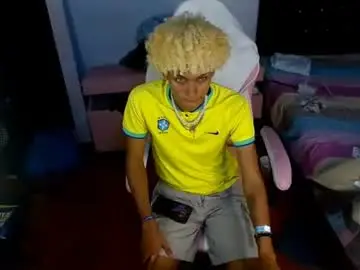 Chaturbate Free Live Porn of silverspice_