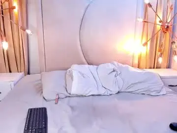 Chaturbate Live Sex Cam of rubyrouge_