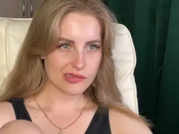 Chaturbate Live Sex Cam of anita_blairr