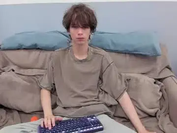 Chaturbate Free Porn Cam of your_shy_guy