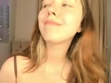 Chaturbate Live Sex Cam of ameliia_castro
