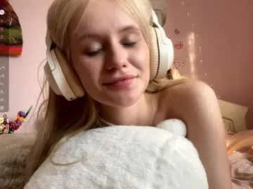 Chaturbate Nude Webcam of bebravee