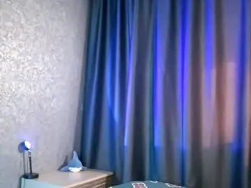 Chaturbate Live Sex Cam of bebravee
