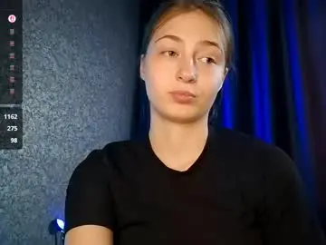 Chaturbate Live Sex Cam of bebravee