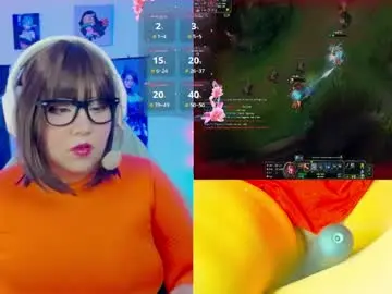 Chaturbate Live Sex Cam of crystal_velvet01