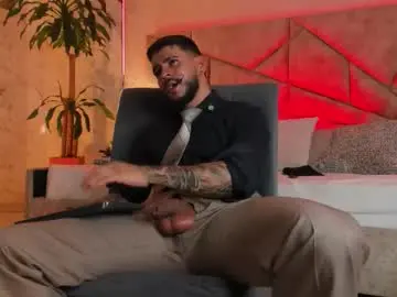 Chaturbate Live Porn of dickgriffith