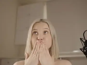 Chaturbate Private Sex Chat of jennyplaudis_