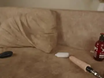 Chaturbate Best live sex cam show of jennyplaudis_