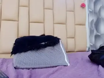 Chaturbate Free Porn Cam of liil_miia