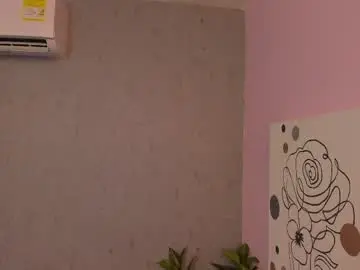 Chaturbate Watch Live Sex Cams of liil_miia