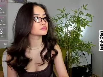 Chaturbate Adult Video Chat of riddle_layla