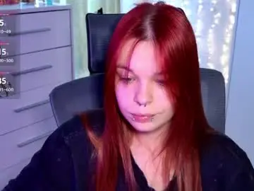 Chaturbate Live Sex of alinabae