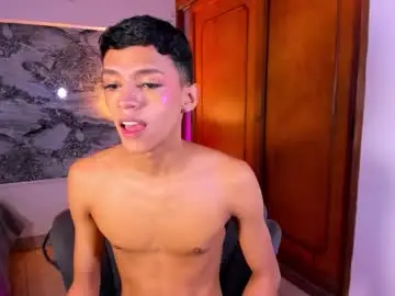 Chaturbate Live Sex Cam of billy_jamees