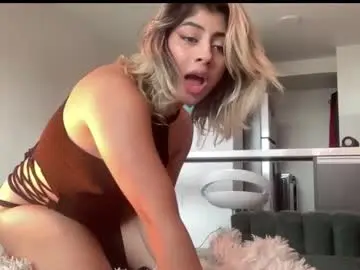 Chaturbate Free Live Porn of lizambarr