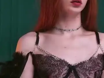 Chaturbate Live Sex Cam of dollfacedeluxe