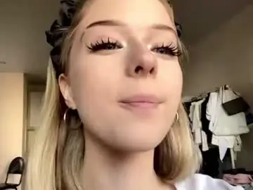 Chaturbate Free Live Porn of emilymits