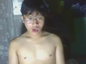 Chaturbate Nude Webcam of exotichugecock